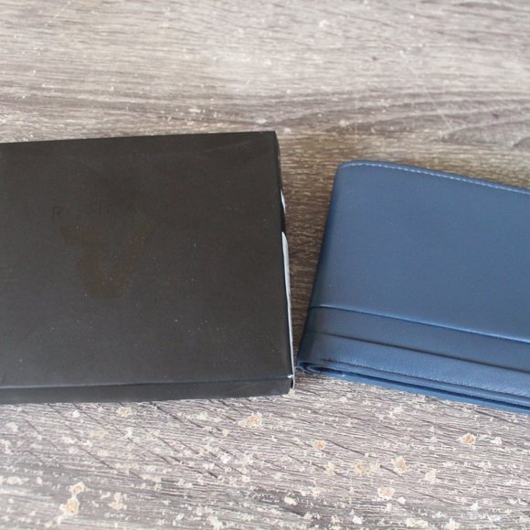 Luxury Roncato Leather Wallet - Picture 4 of 6